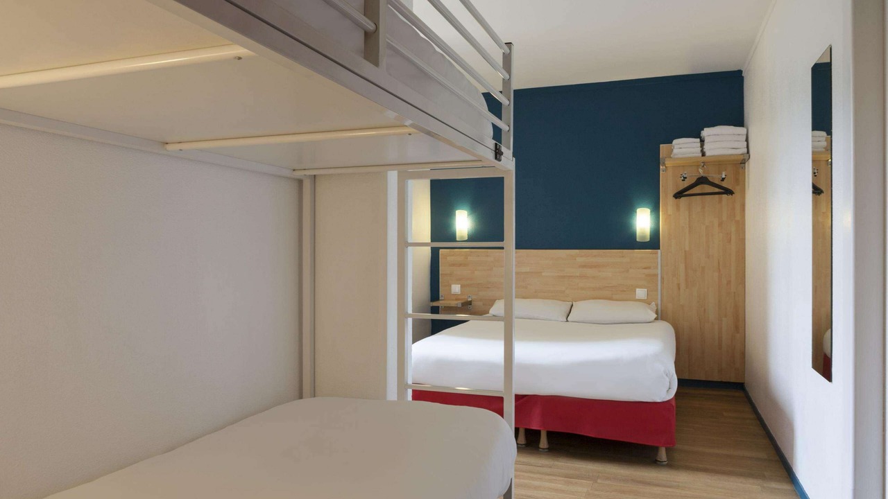 Photo of Bedroom in Lormont