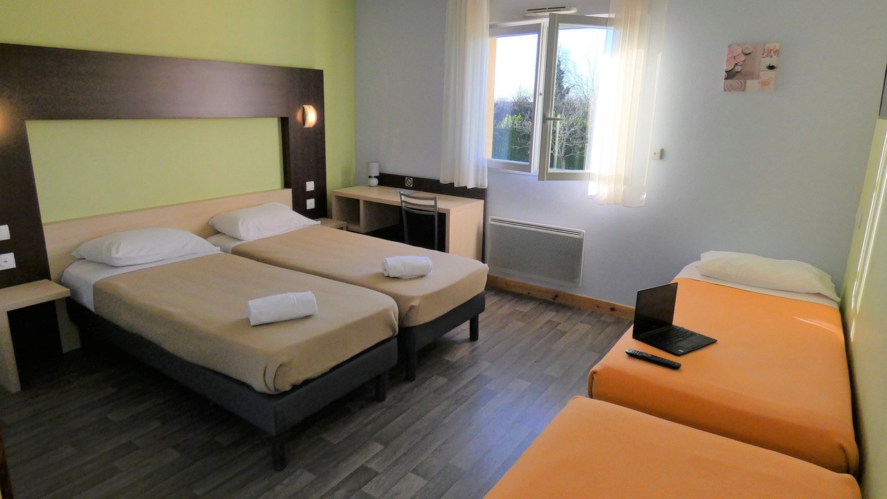 Photo of Bedroom in Saint-Junien