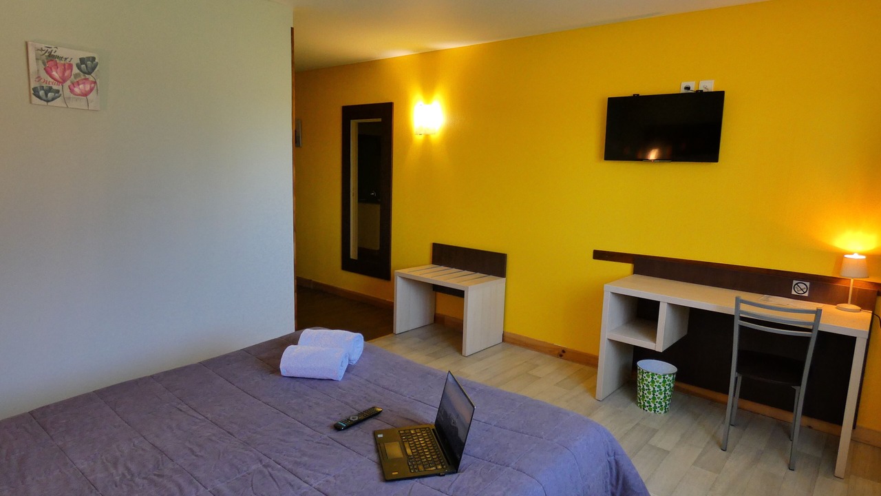 Photo of Bedroom in Saint-Junien