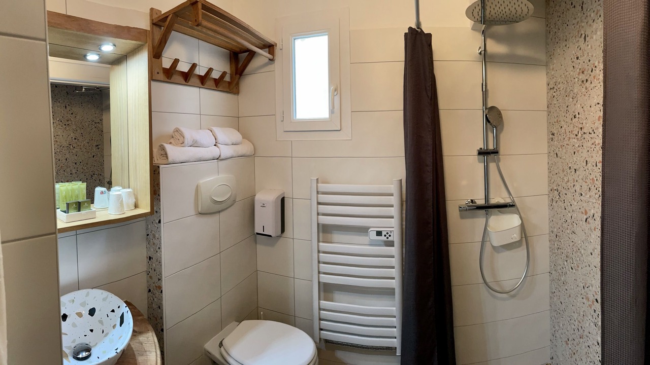Photo of Bathroom in Le Bois-Plage-en-Re