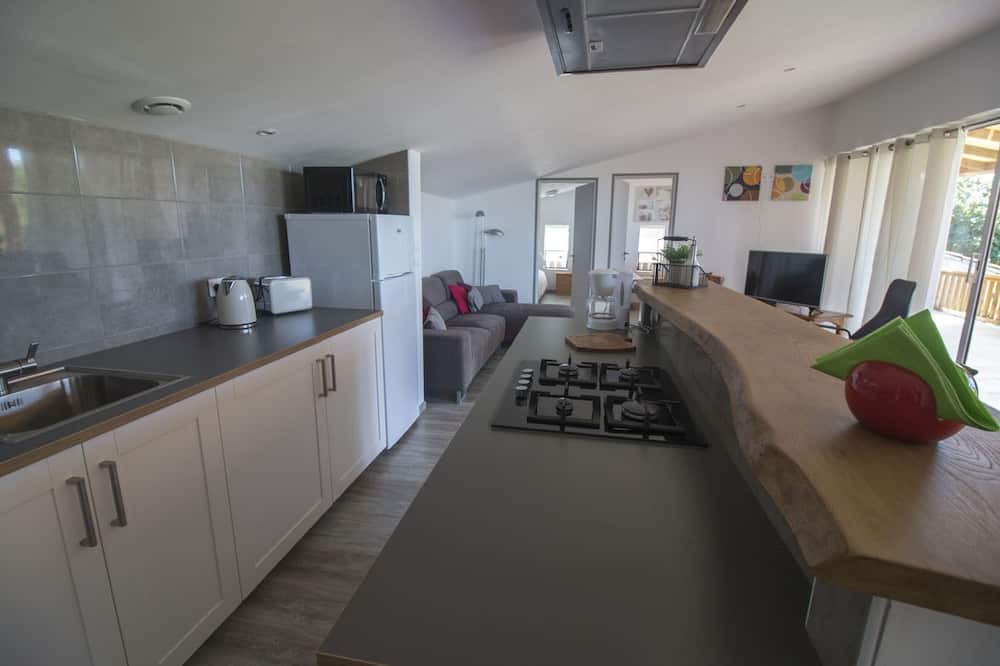 Photo of Kitchen in Saint-Dizant-du-Bois
