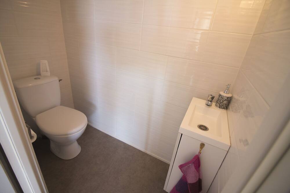 Photo of Bathroom in Saint-Dizant-du-Bois