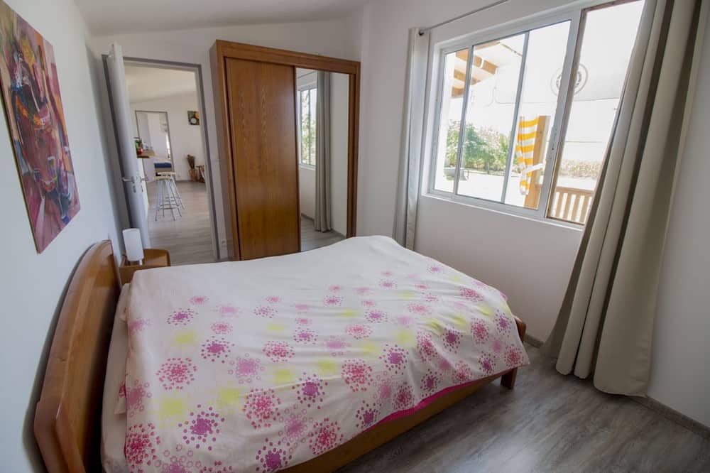 Photo of Bedroom in Saint-Dizant-du-Bois