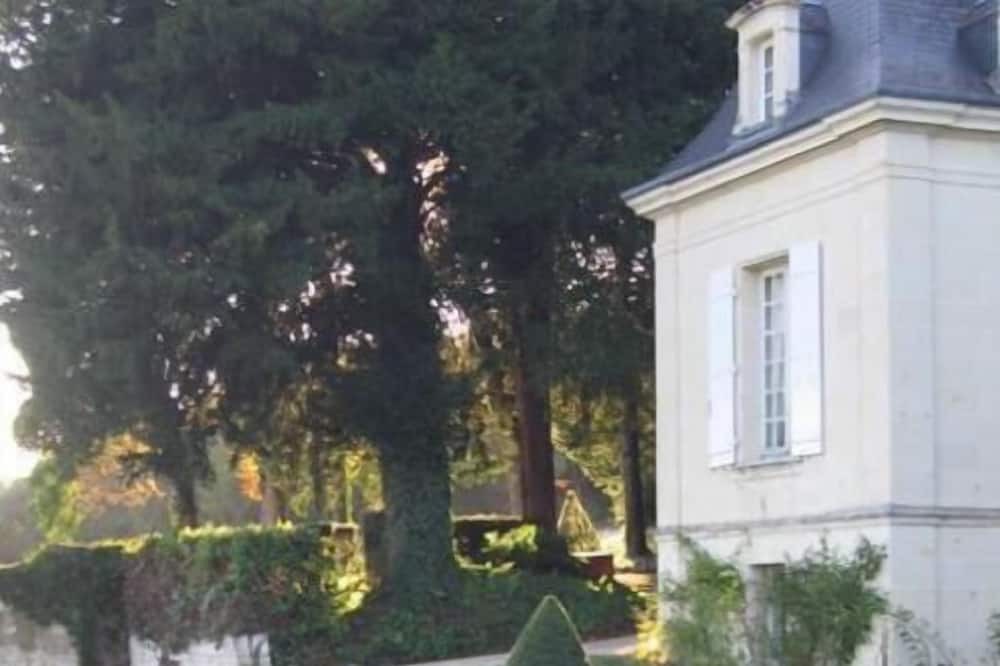Photo of Outdoor in Thure