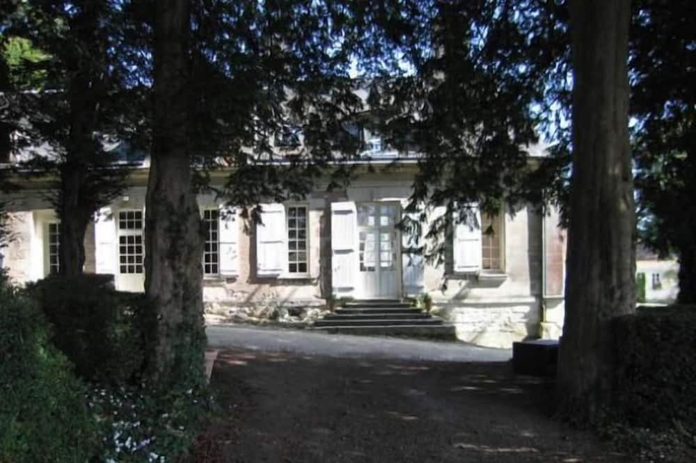 Photo of Outdoor in Thure
