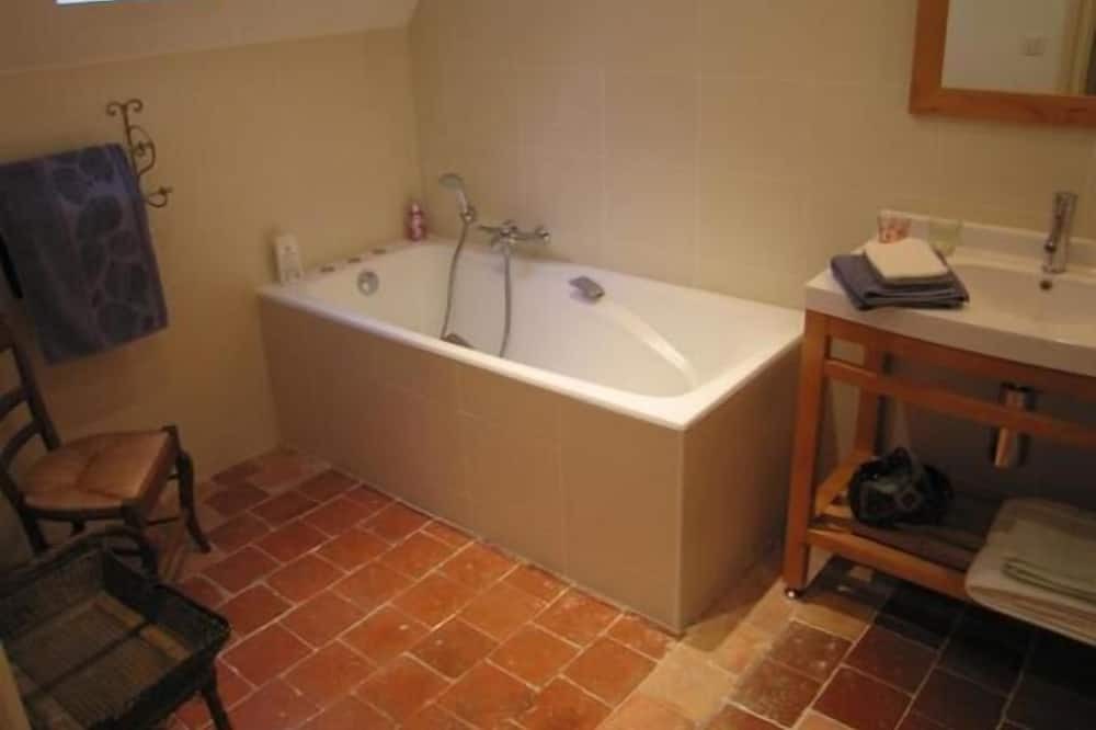 Photo of Bathroom in Thure