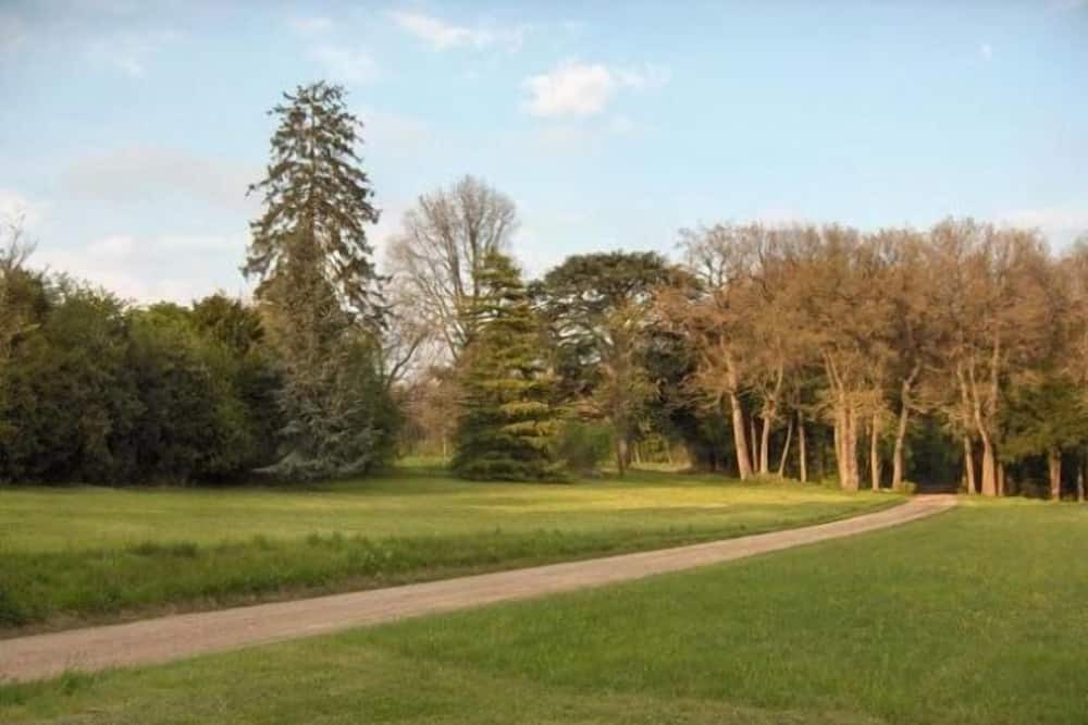 Photo of Outdoor in Thure