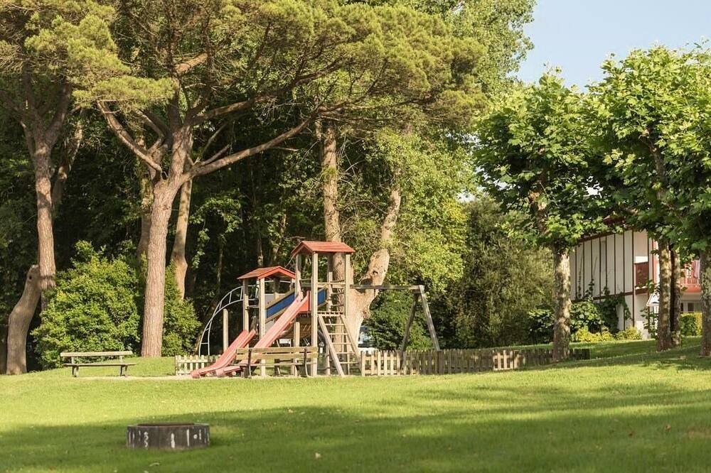 Photo of Outdoor in Behobie