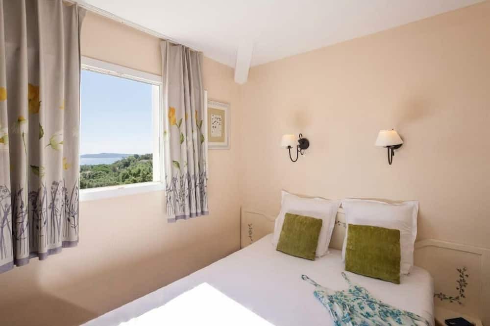 Photo of Bedroom in Les Restanques