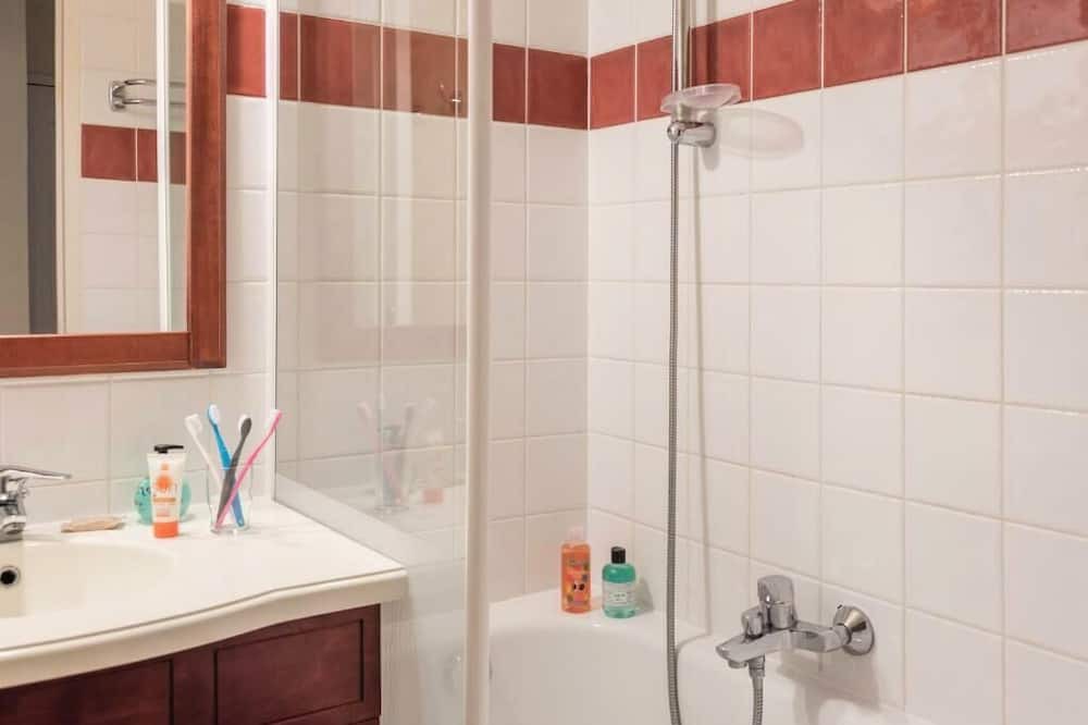 Photo of Bathroom in Uhart-Cize