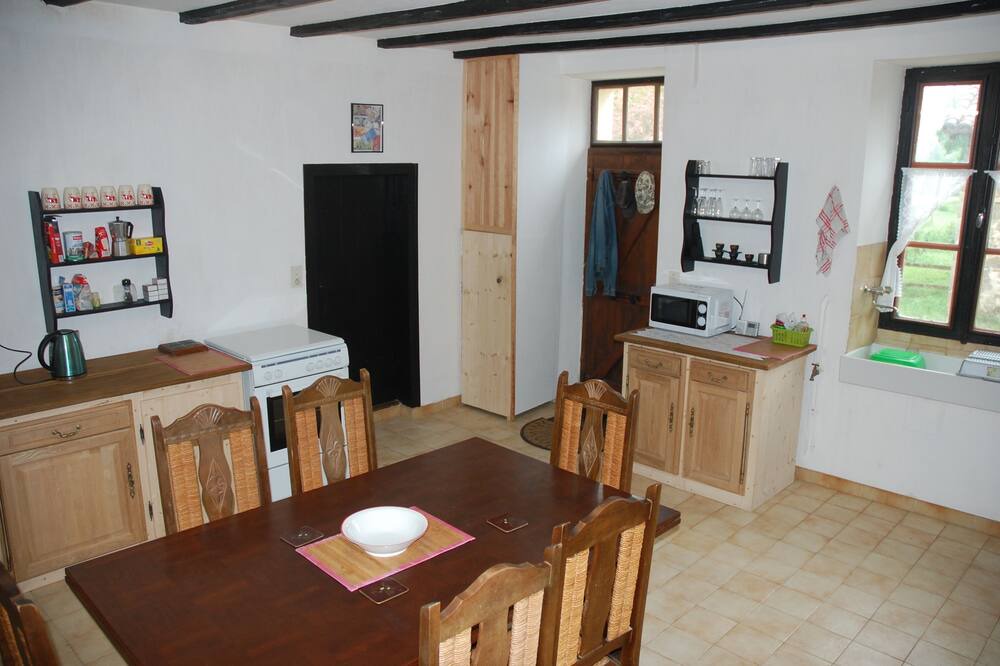 Photo of Bedroom in Saint-Mathieu