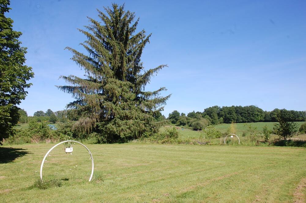 Photo of Others in Saint-Mathieu