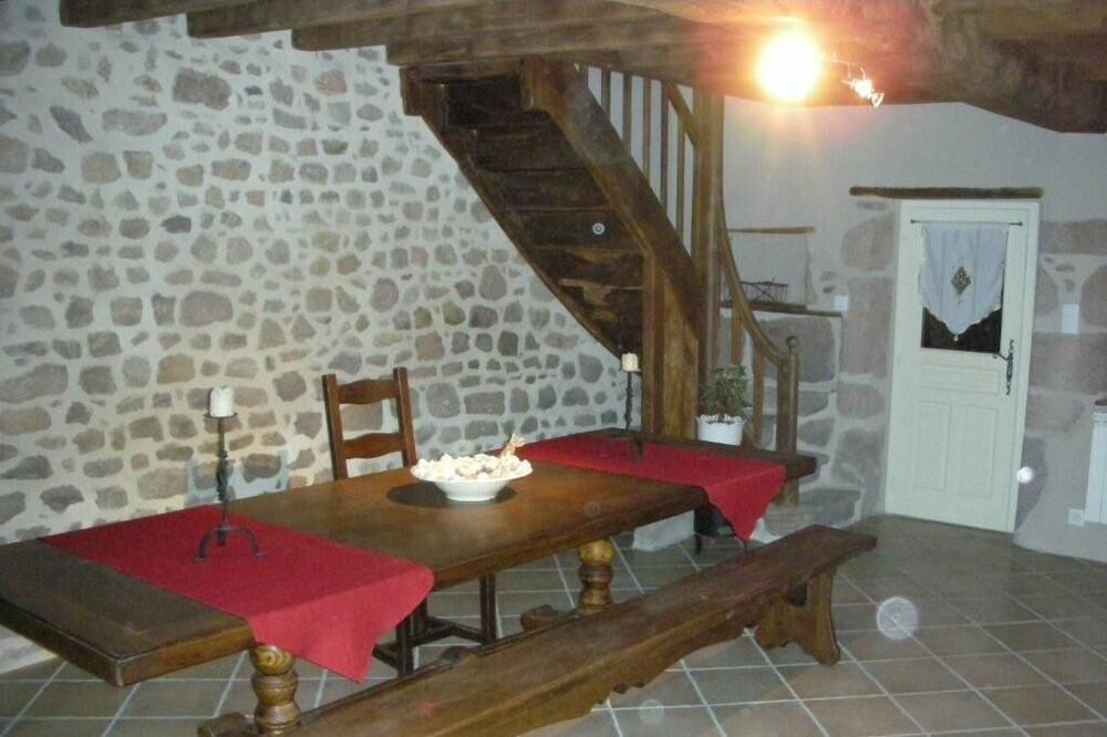 Photo of Livingroom in Naillat