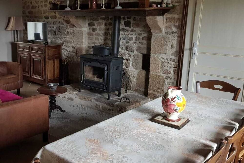 Photo of Livingroom in Naillat