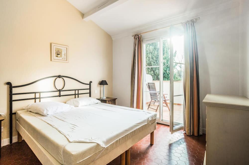 Photo of Bedroom in Les Restanques