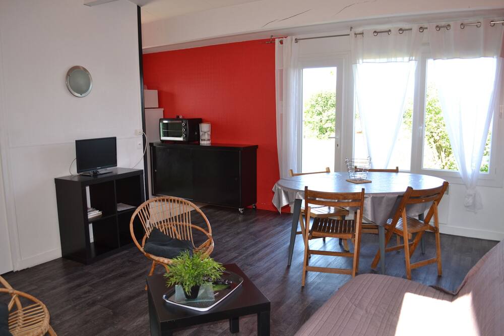 Photo of Livingroom in Verruyes