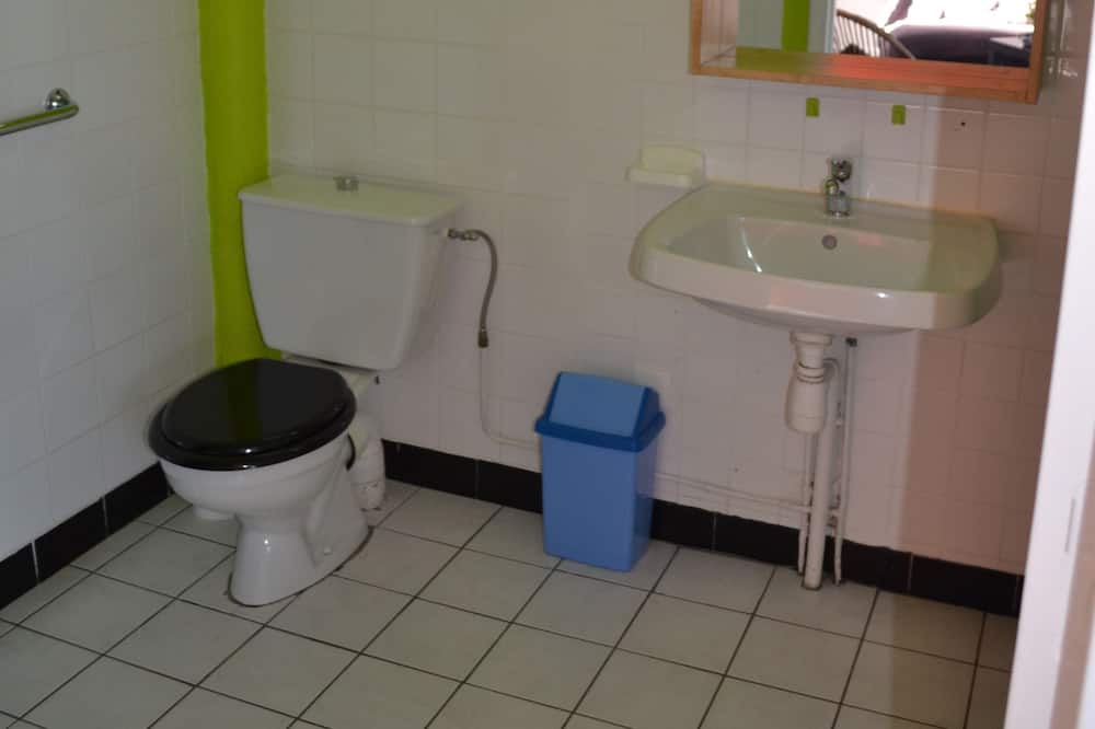 Photo of Bathroom in Verruyes