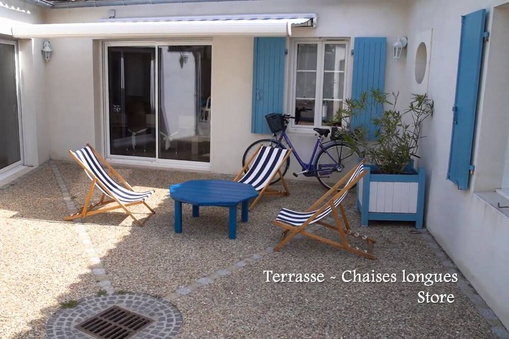 Photo of Patio Balcony in Le Bois-Plage-en-Re