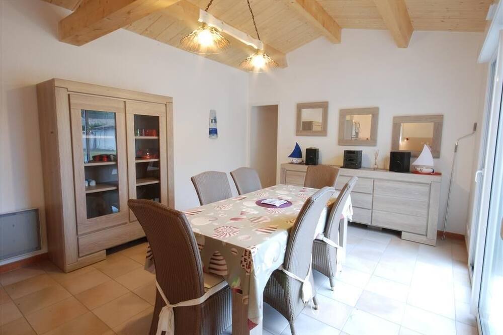 Photo of Kitchen in Le Bois-Plage-en-Re