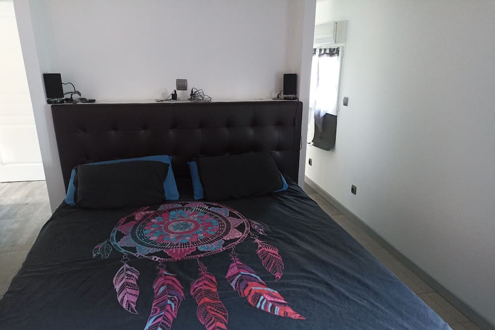 Photo of Bedroom in Montussan