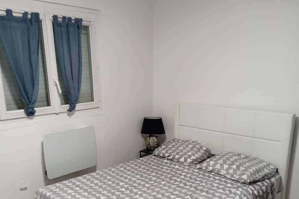 Photo of Bedroom in Montussan