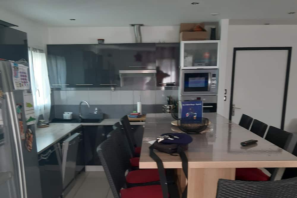 Photo of Kitchen in Montussan