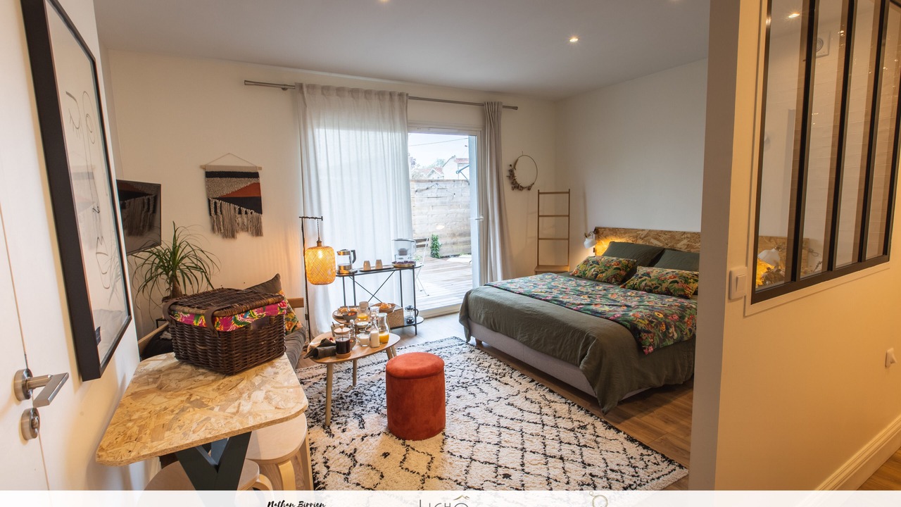 Photo of Bedroom in Saint-Loubes
