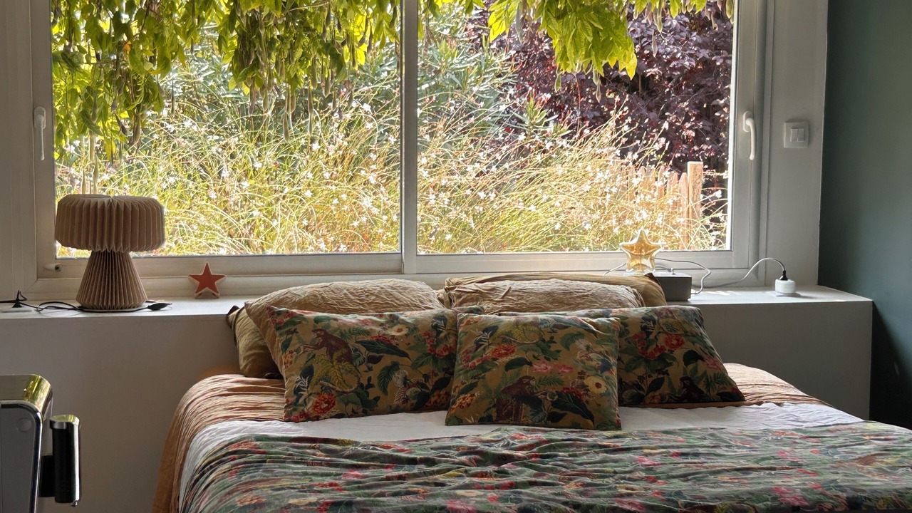 Photo of Bedroom in Saint-Loubes