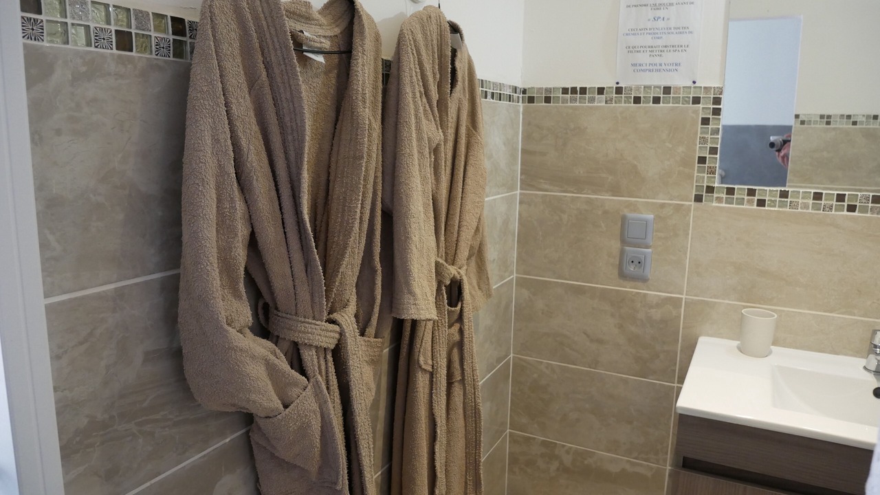 Photo of Bathroom in Tarascon