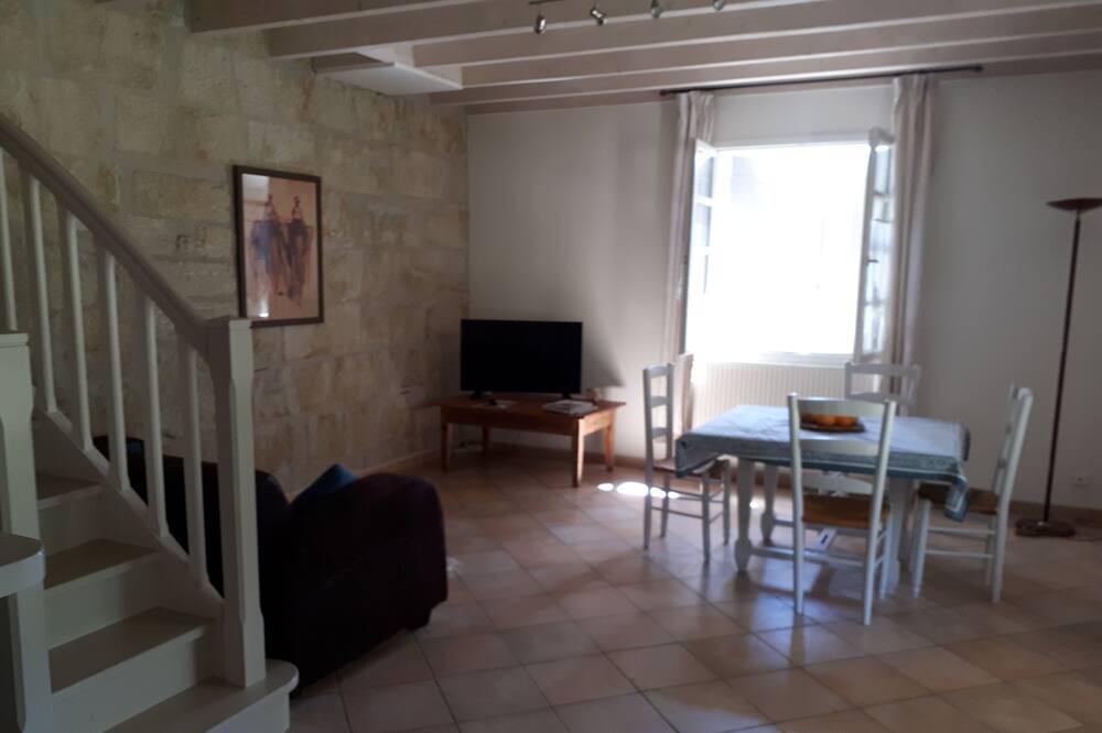 Photo of Livingroom in Gontaud