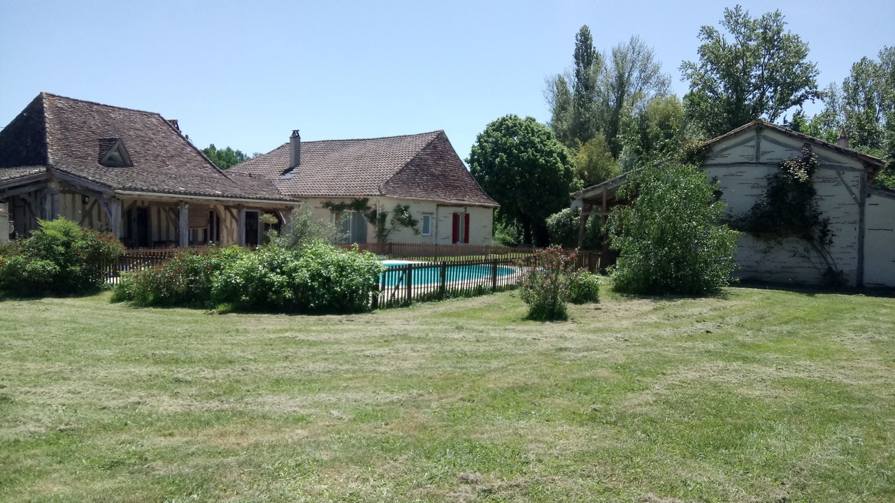 Photo of Outdoor in Saint-Pierre-d'Eyraud