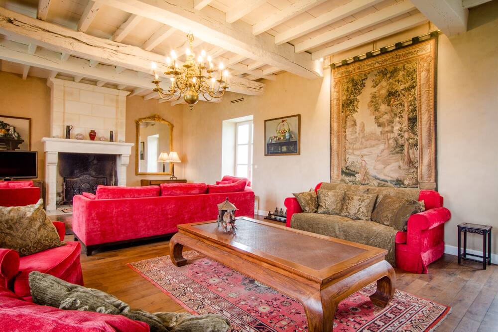Photo of Livingroom in Issigeac