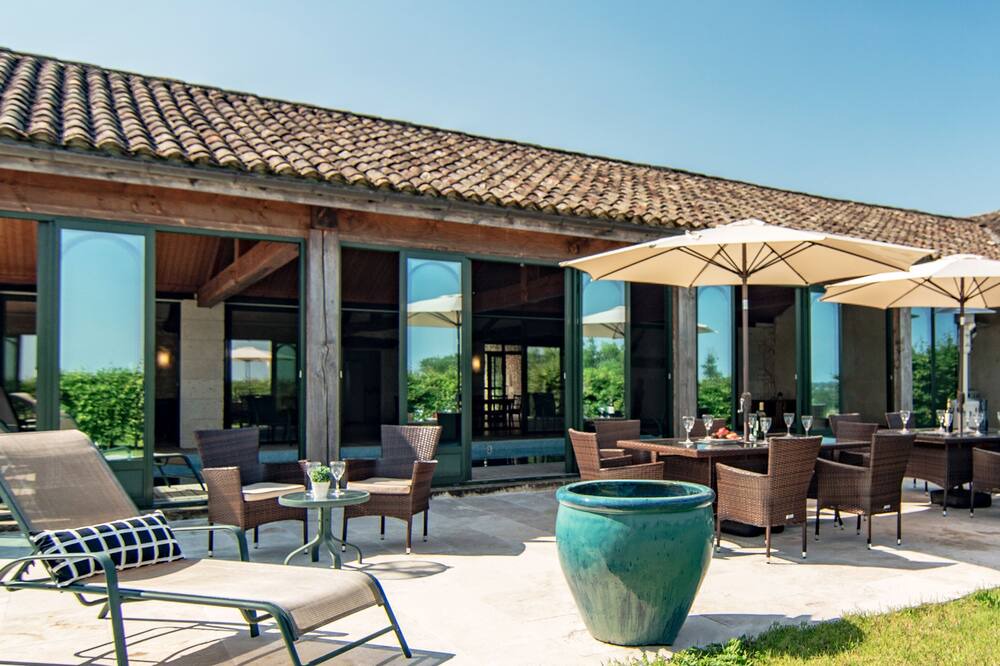 Photo of Patio Balcony in Issigeac