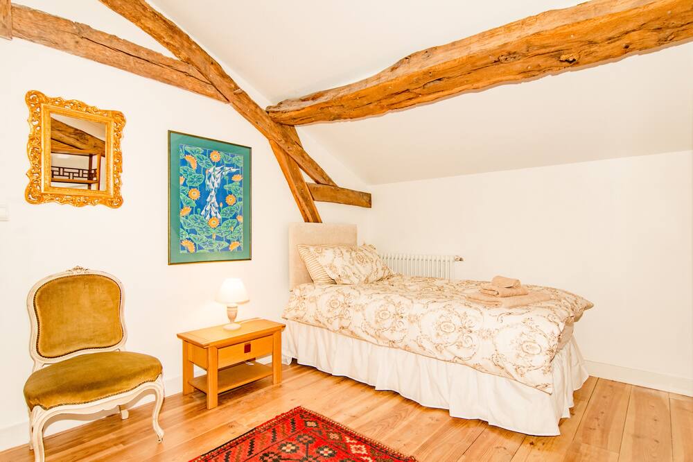 Photo of Bedroom in Issigeac