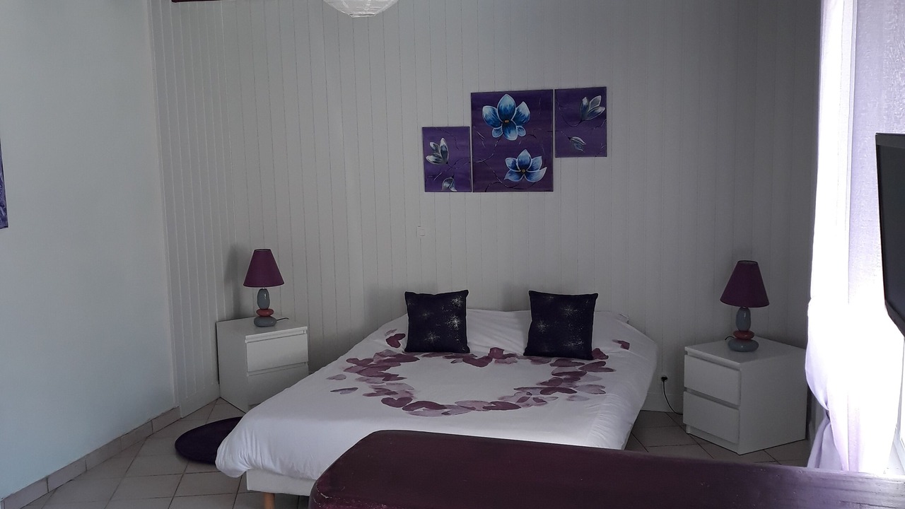 Photo of Bedroom in Chadenac