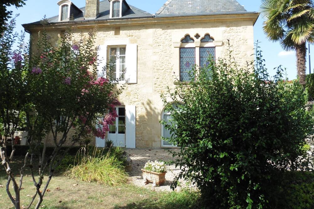 Photo of Outdoor in Cenac-et-Saint-Julien