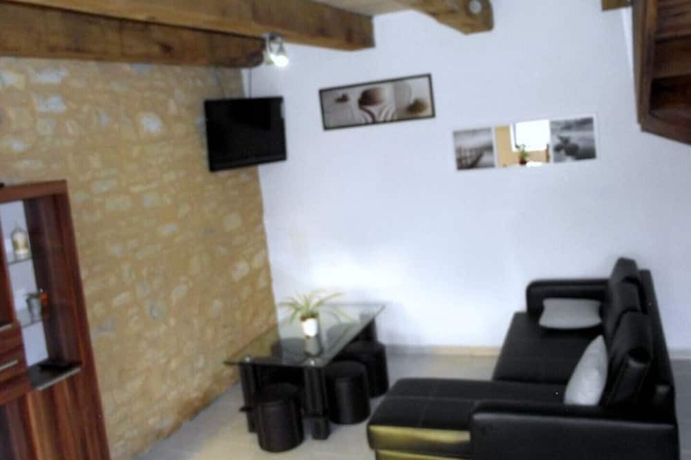 Photo of Livingroom in Saint-Vincent-de-Cosse