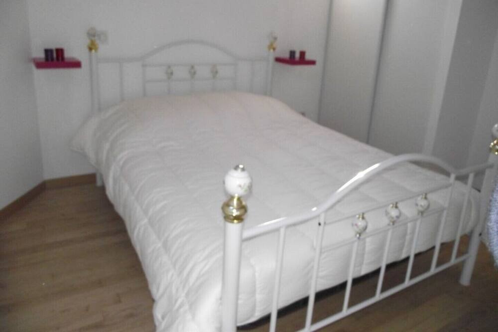 Photo of Bedroom in Saint-Vincent-de-Cosse