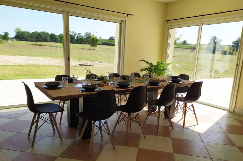 Photo of Kitchen in Saint-Savin