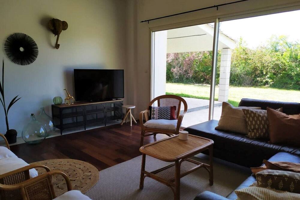 Photo of Livingroom in Saint-Savin