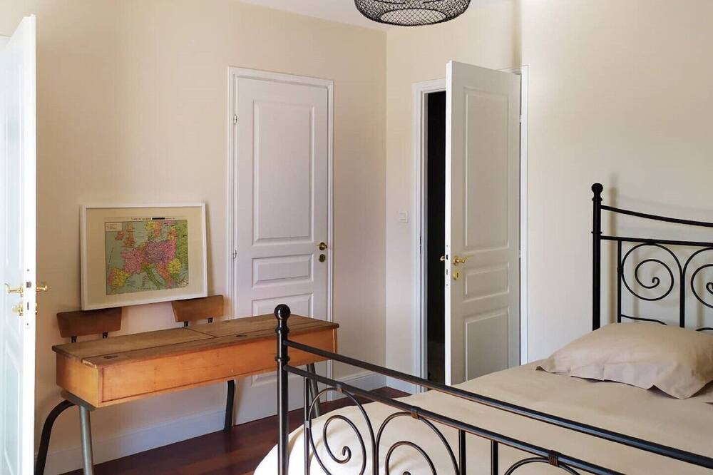 Photo of Bedroom in Saint-Savin