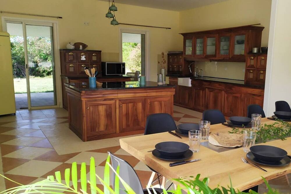Photo of Kitchen in Saint-Savin