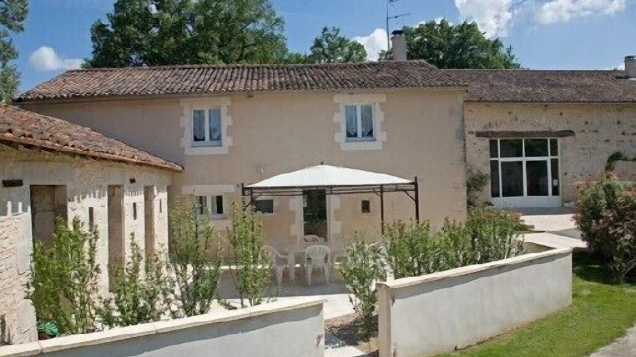 Photo of Outdoor in Usson-du-Poitou