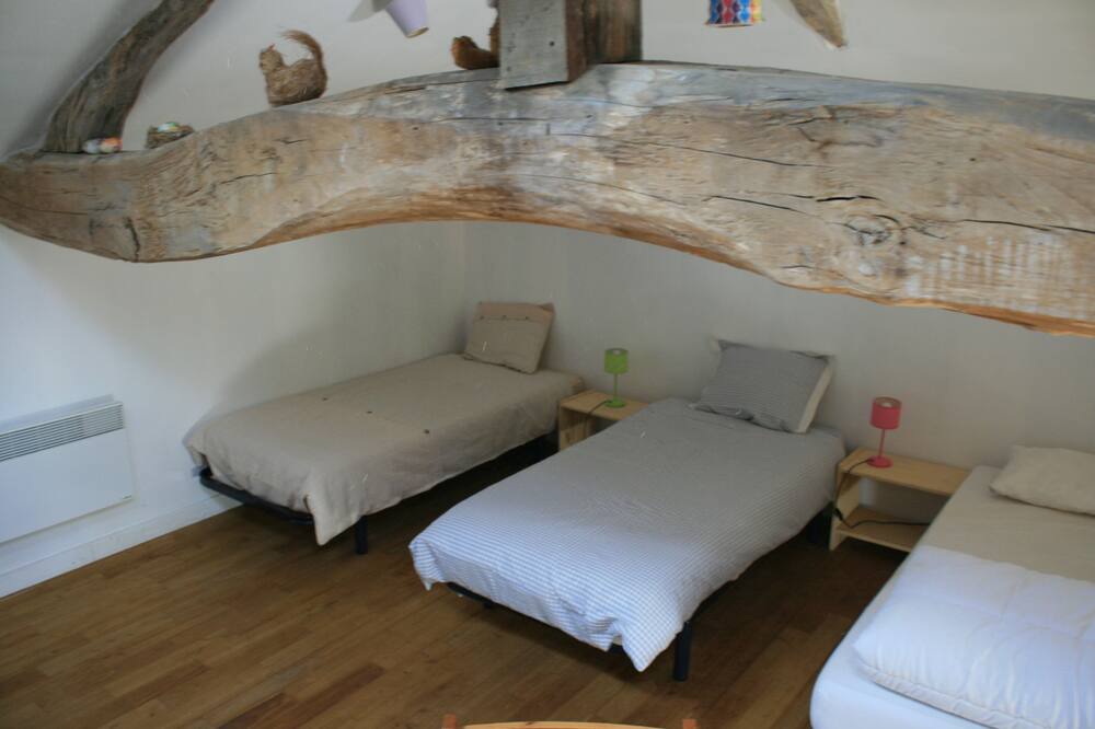 Photo of Bedroom in Surin