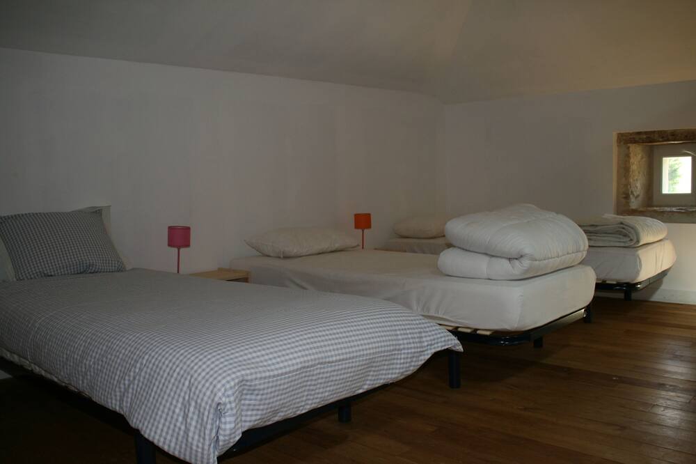 Photo of Bedroom in Surin