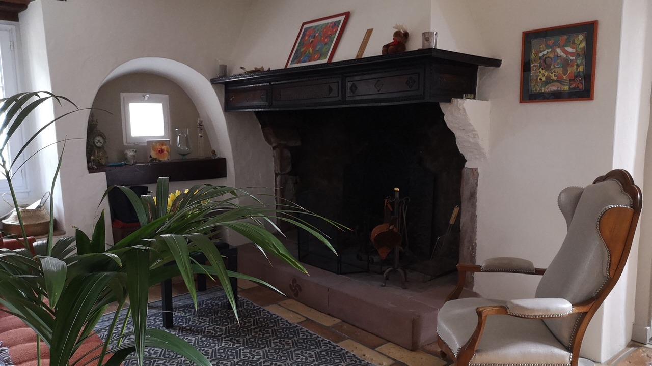 Photo of Livingroom in Louhossoa
