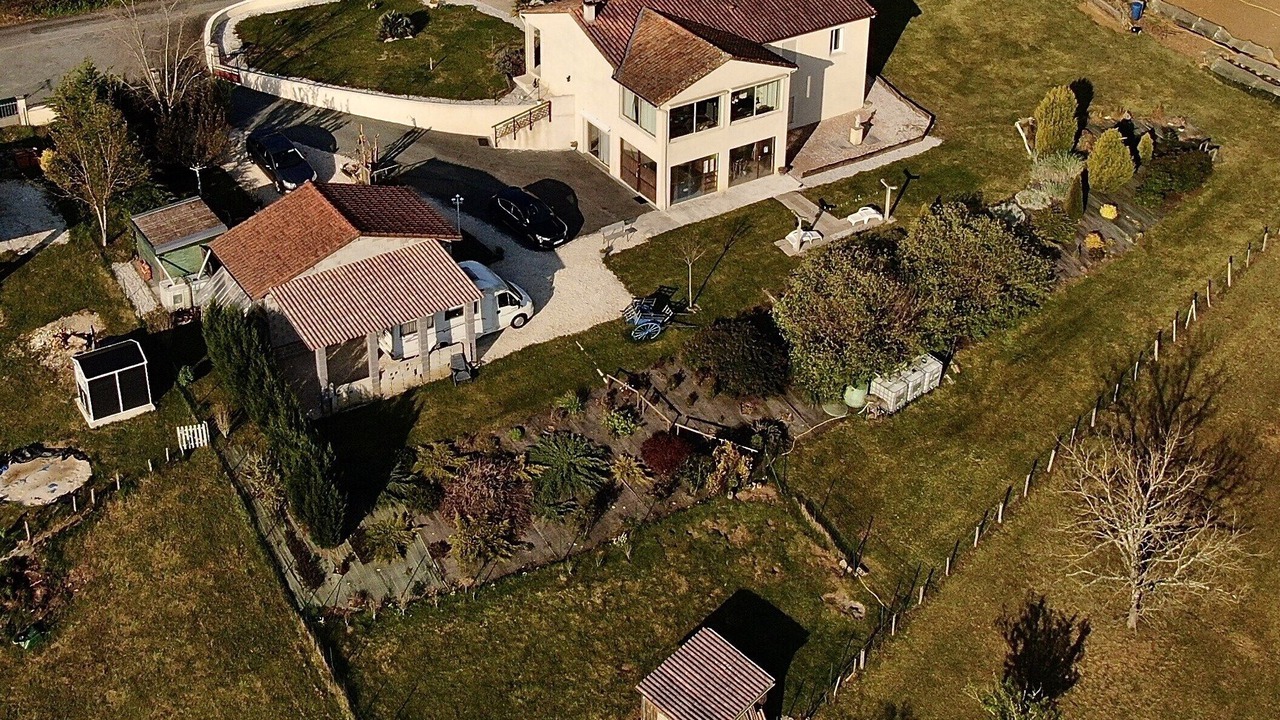 Photo of Outdoor in Saint-Martial-de-Valette