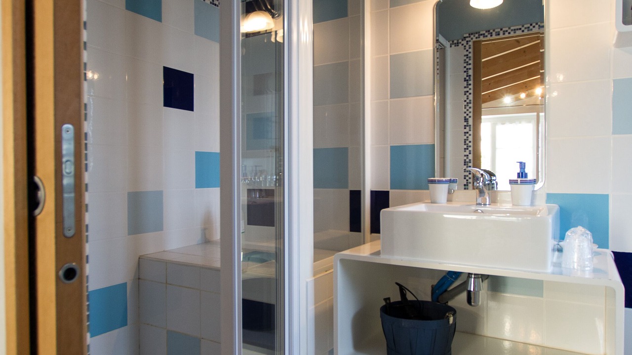 Photo of Bathroom in Dompierre-sur-Mer