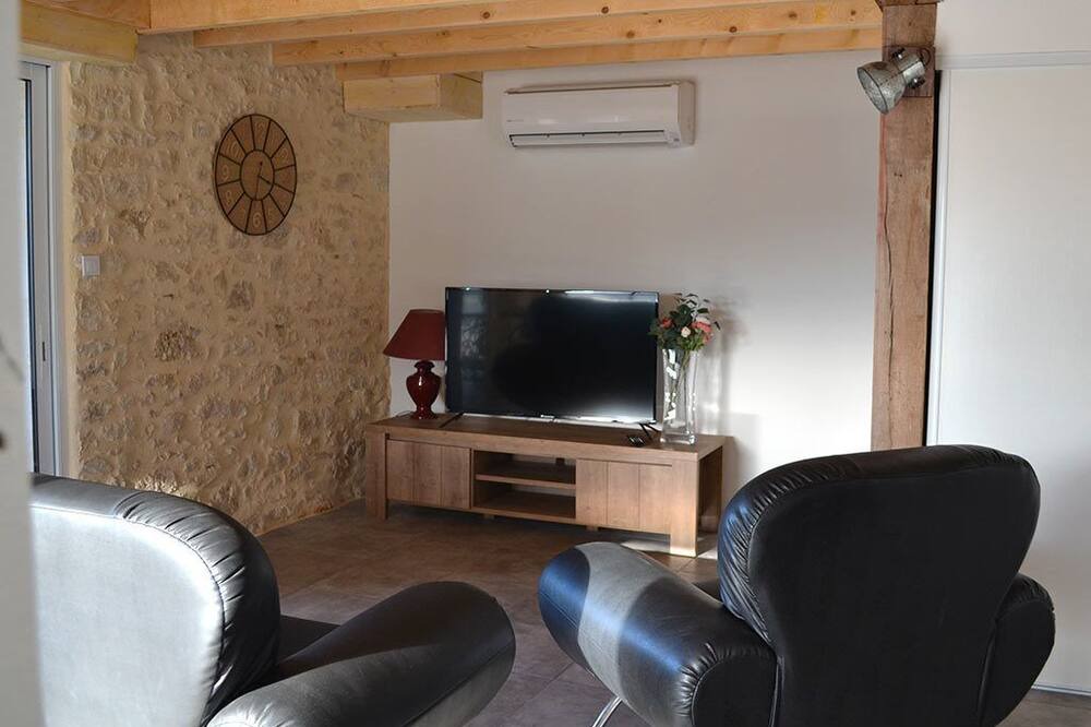 Photo of Livingroom in Saint-Nexans