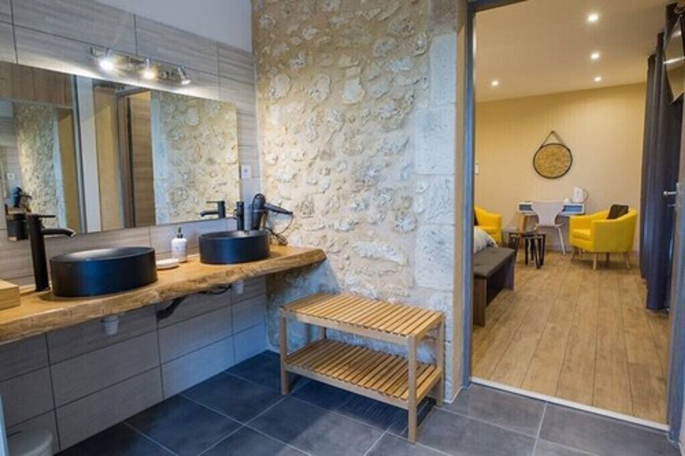 Photo of Bathroom in Saint-Nexans
